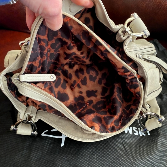 REDUCED NWOT B. Makowsky Cream Leather Shoulder Bag - Picture 5 of 8